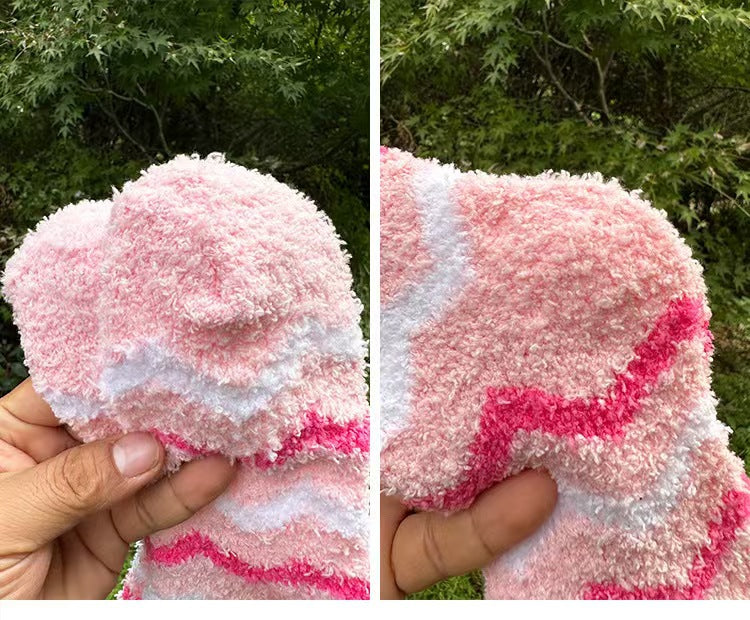 Cozy Heart-Shaped Floor Socks for Women | Warm & Non-Shedding