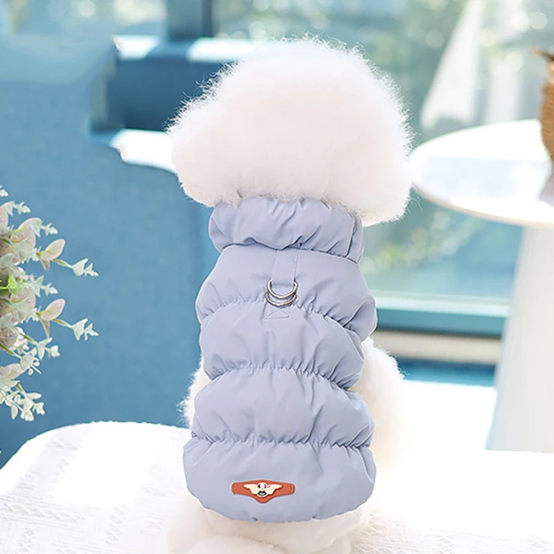 Chaqueta de plumón naranja cálido para gato con hebilla de tracción | Elegante abrigo para mascotas