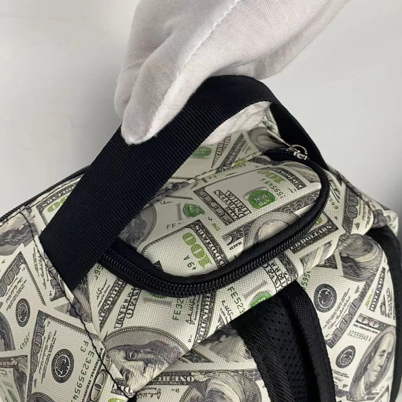 Trendy Large-Capacity Backpacks for Men and Women | Perfect Gift
