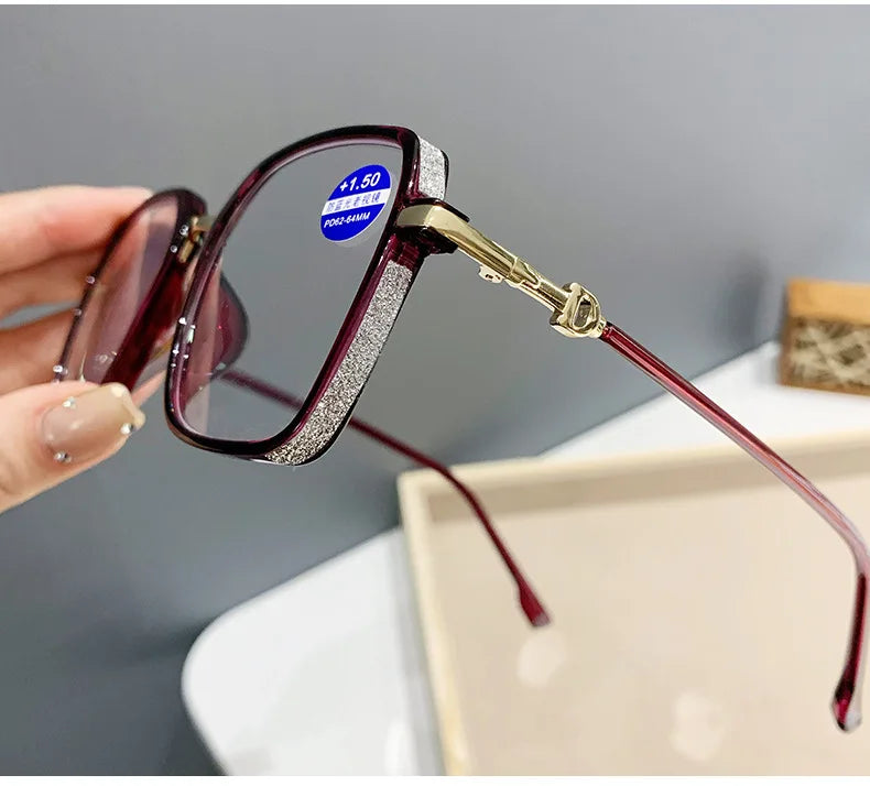 Comfortable Anti Blue Light Reading Glasses for Men and Women