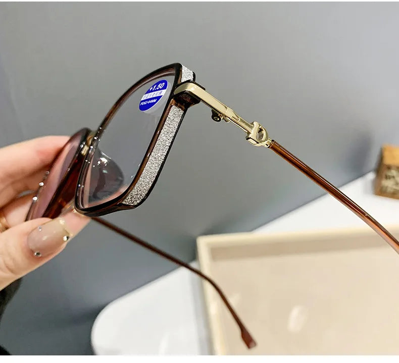 Comfortable Anti Blue Light Reading Glasses for Men and Women