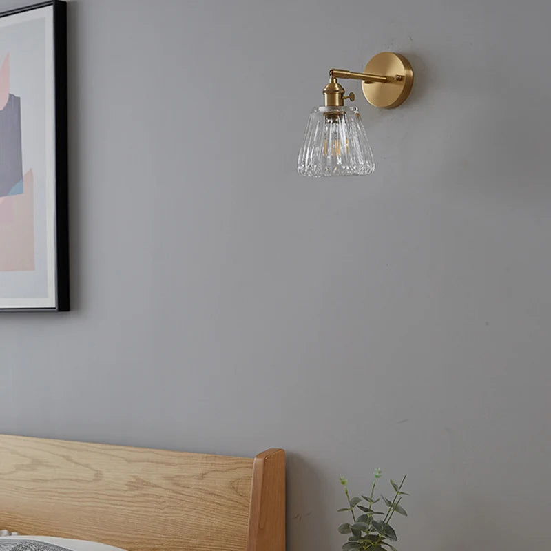 Lámpara de pared moderna de latón y cristal | Iluminación interior retro-chic