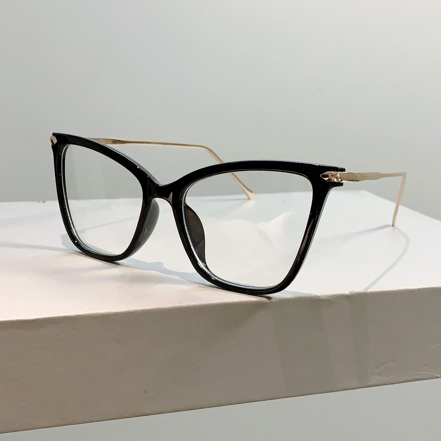 Trendy Cat Eye Glasses | Fashionable Blue Light Blocking Eyewear