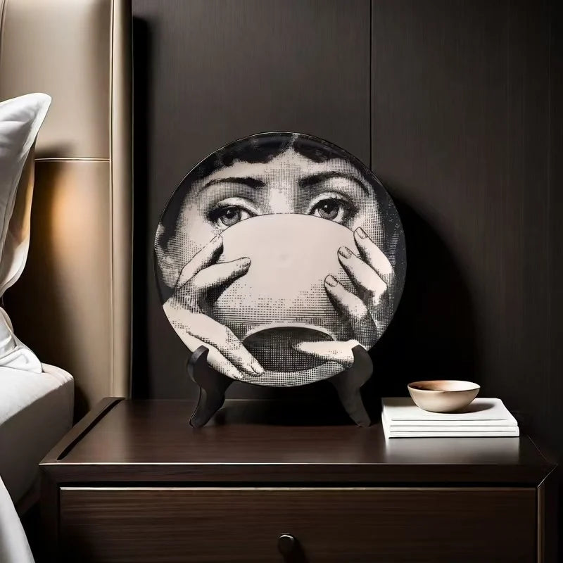 Elegant 8-Inch Retro Ceramic Decorative Plate | Modern Home Decor