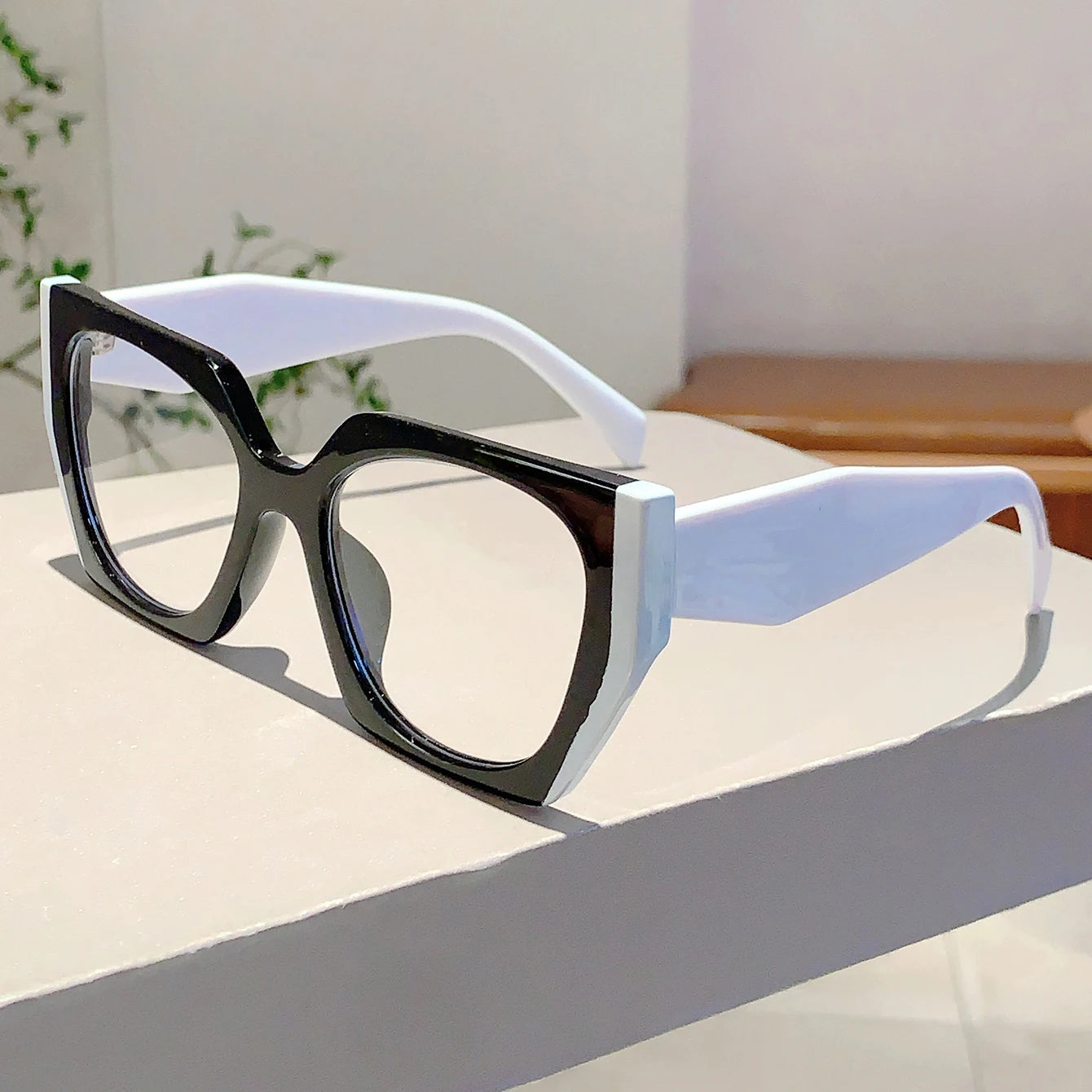 Chic Women's Oversized Square Glasses | Stylish Blue Light Defense