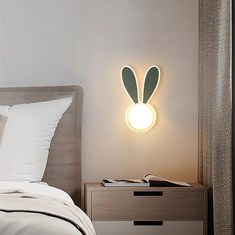 Linda lámpara de pared LED infantil | Moderna luz de dormitorio con dibujos animados