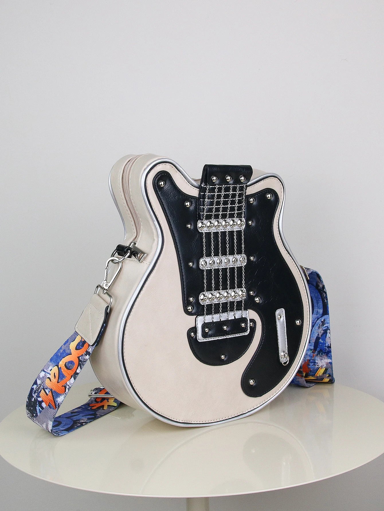 Creative Retro Guitar Shape Bag | Stylish Messenger Shoulder Bag