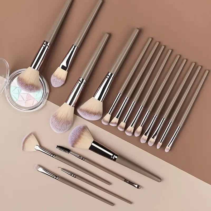 Professional Makeup Brush Set | Fluffy Foundation & Blending Tools