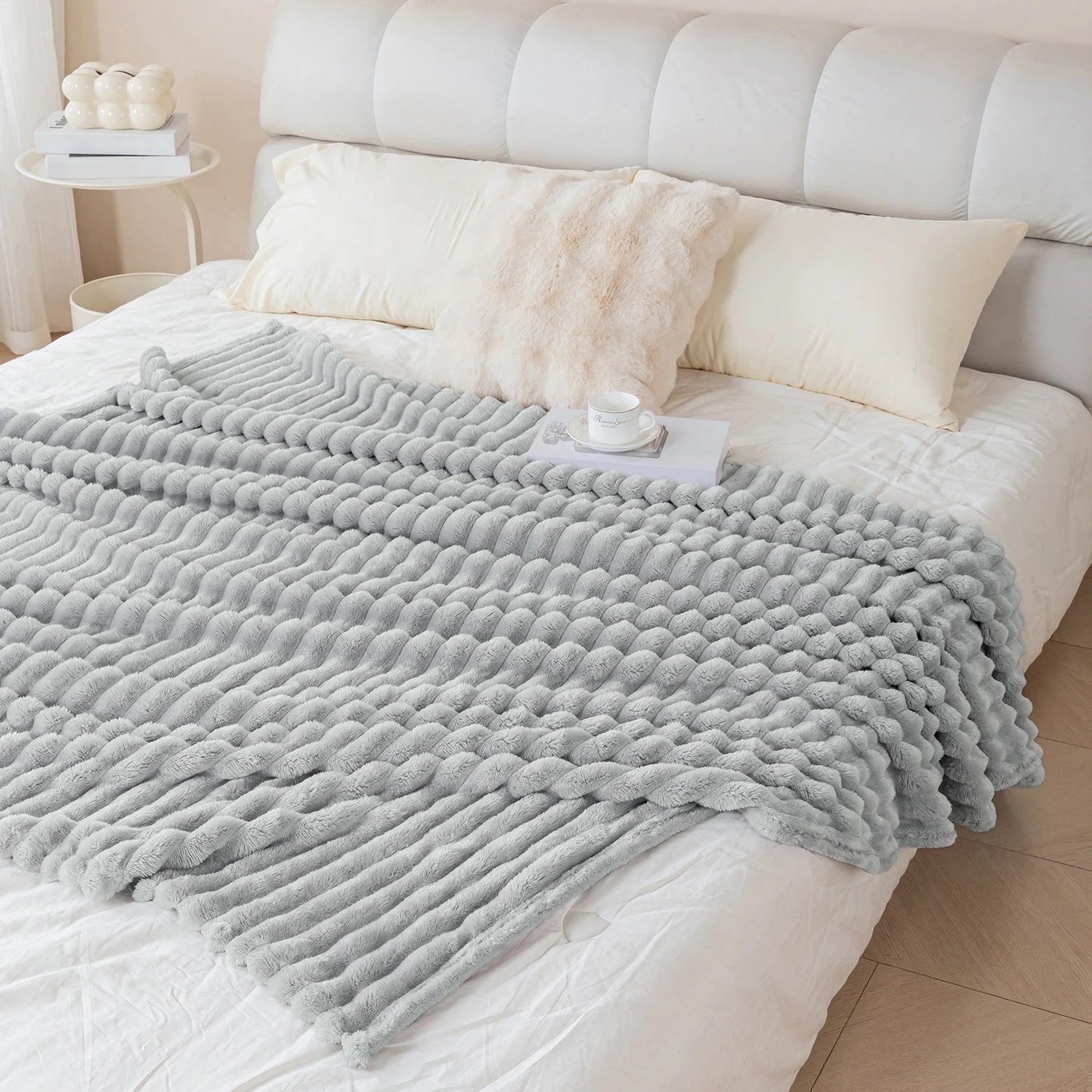Thick Warm Flannel Blanket | Cozy Fleece Throw for All Seasons