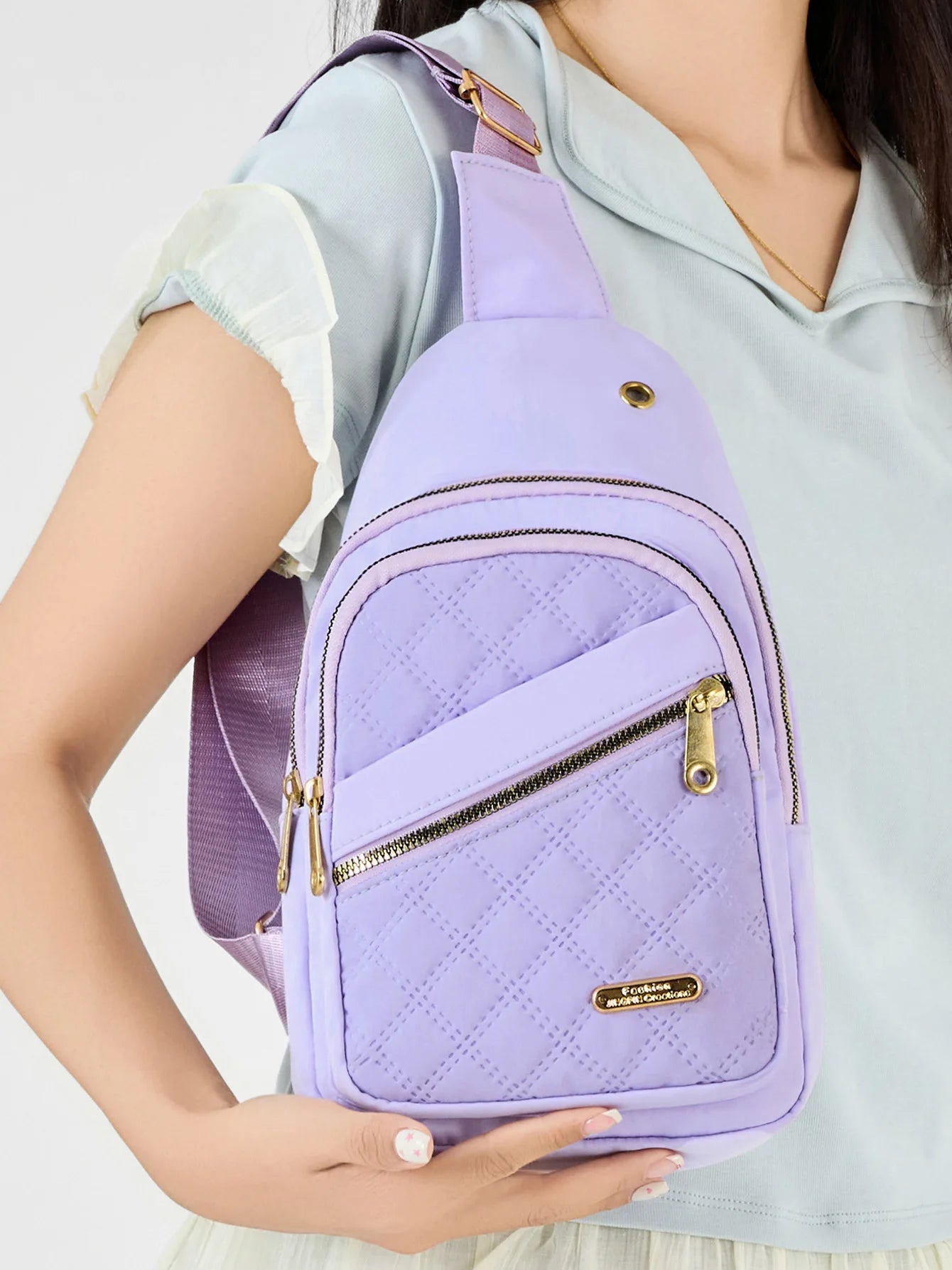 Fashionable Women's Chest Bag | Adjustable Shoulder Straps, Versatile Storage