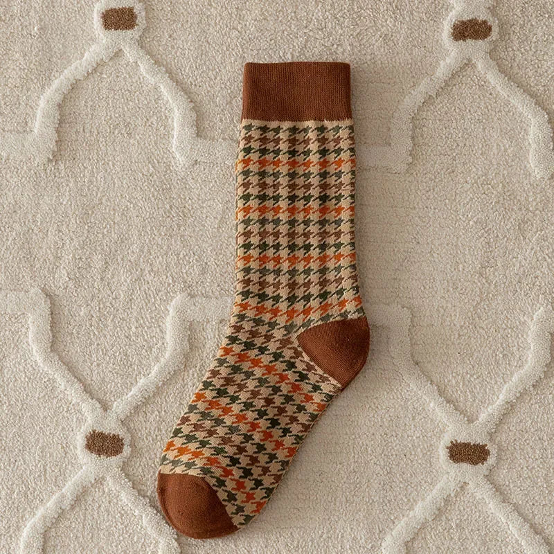 Fashionable Retro Crew Socks for Women | Vintage Chic Style