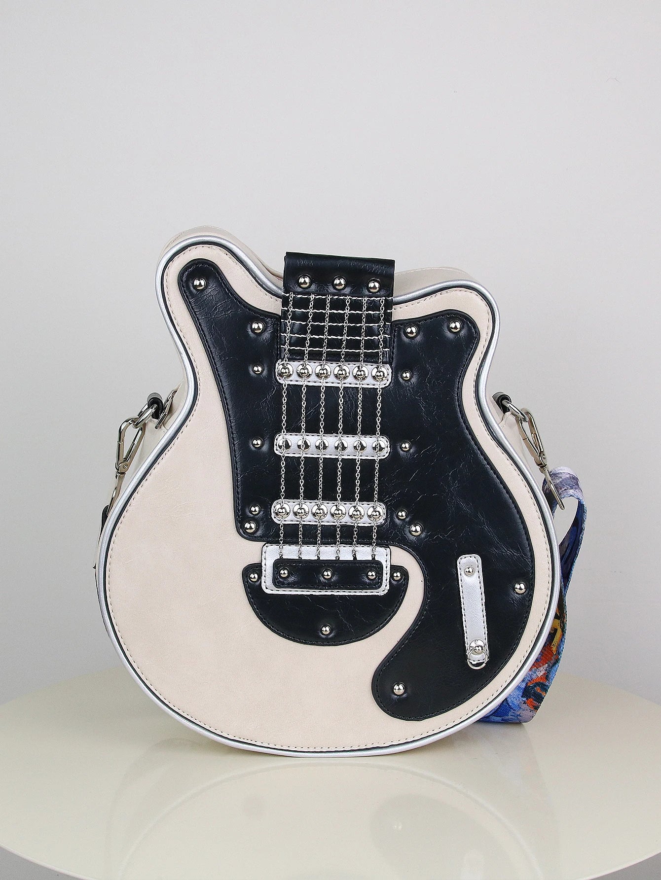 Creative Retro Guitar Shape Bag | Stylish Messenger Shoulder Bag