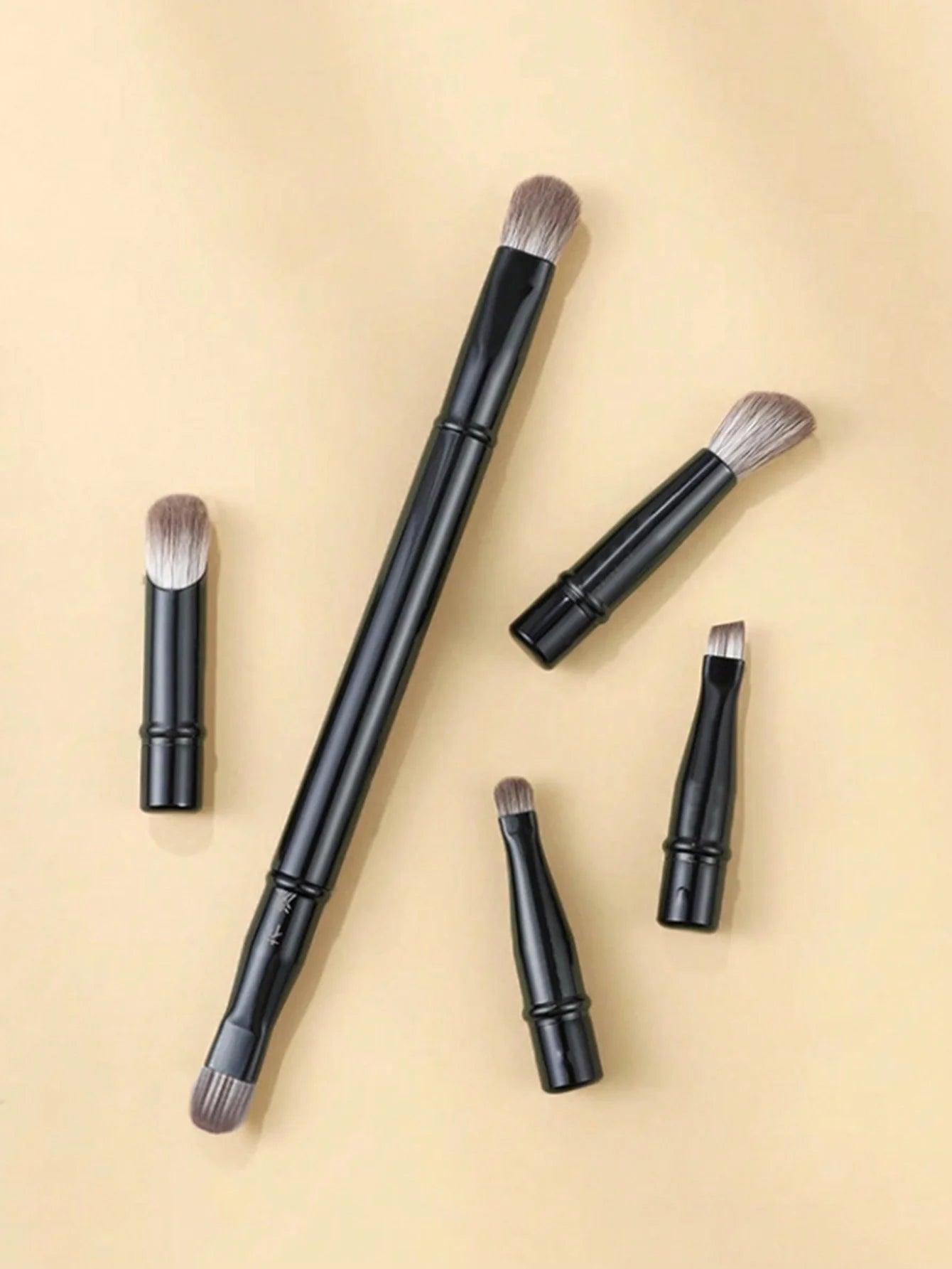 Portable 6-Pack Makeup Brush Set | Travel-Ready Brush Kit