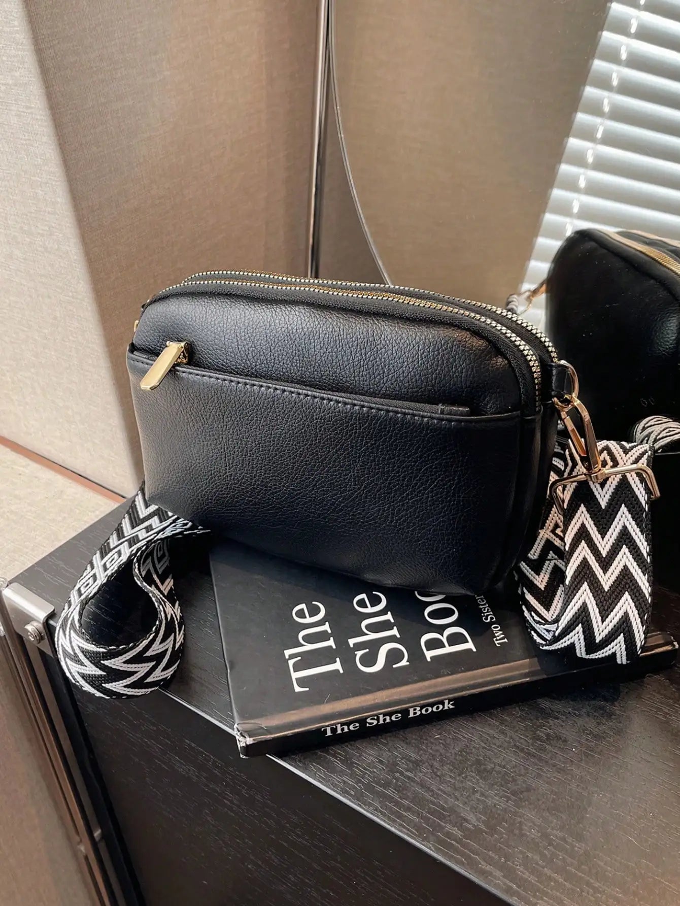 Fashionable Solid Color Crossbody Bag | Stylish PU Shoulder Bag