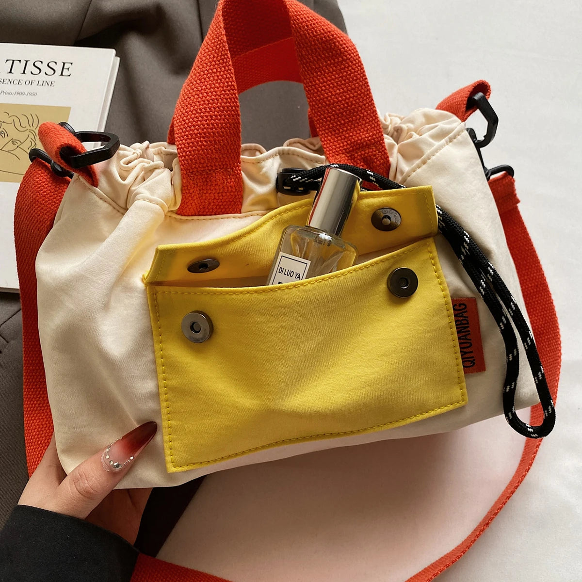 The New Unisex Messenger Bag, Outdoor Functional Shoulder Bag, Commuter Shoulder Bag, Storage Bag, Women's Contrast Backpack