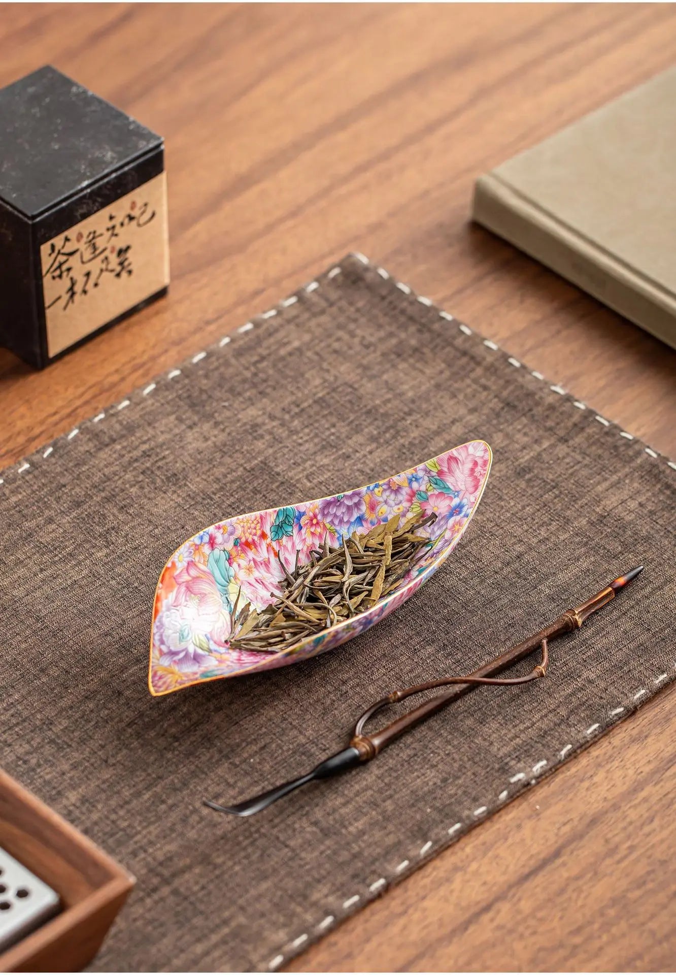 Cucharilla de Cerámica para Té y Café de Hojas Sueltas | Diseño Elegante