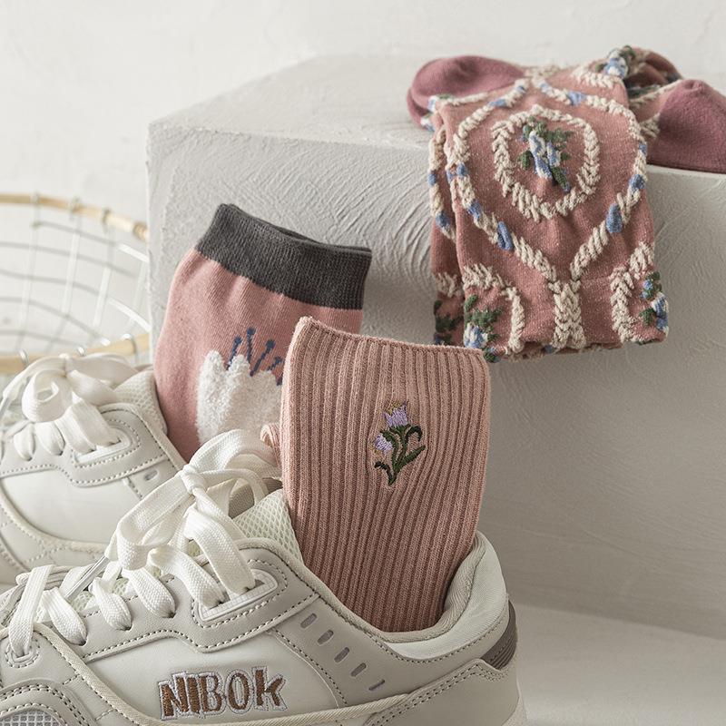 Cute Pink Flower Embroidery Socks for Women | Kawaii Retro Style