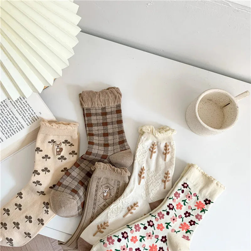 Cute Women's Floral Embroidered Crew Socks | Vintage-Inspired Style
