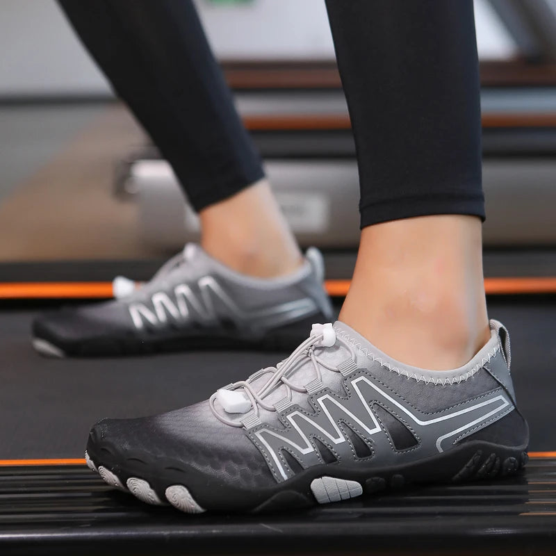 Unisex Swimming Water Shoes Men Barefoot Outdoor Beach Sandals Upstream Aqua Shoes Plus Size Nonslip River Sea Diving Sneakers