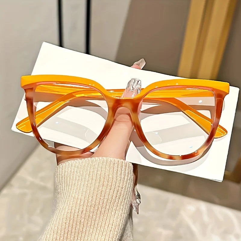 Elegant Cat Eye Glasses for Women | Vintage Gradient Style 2026