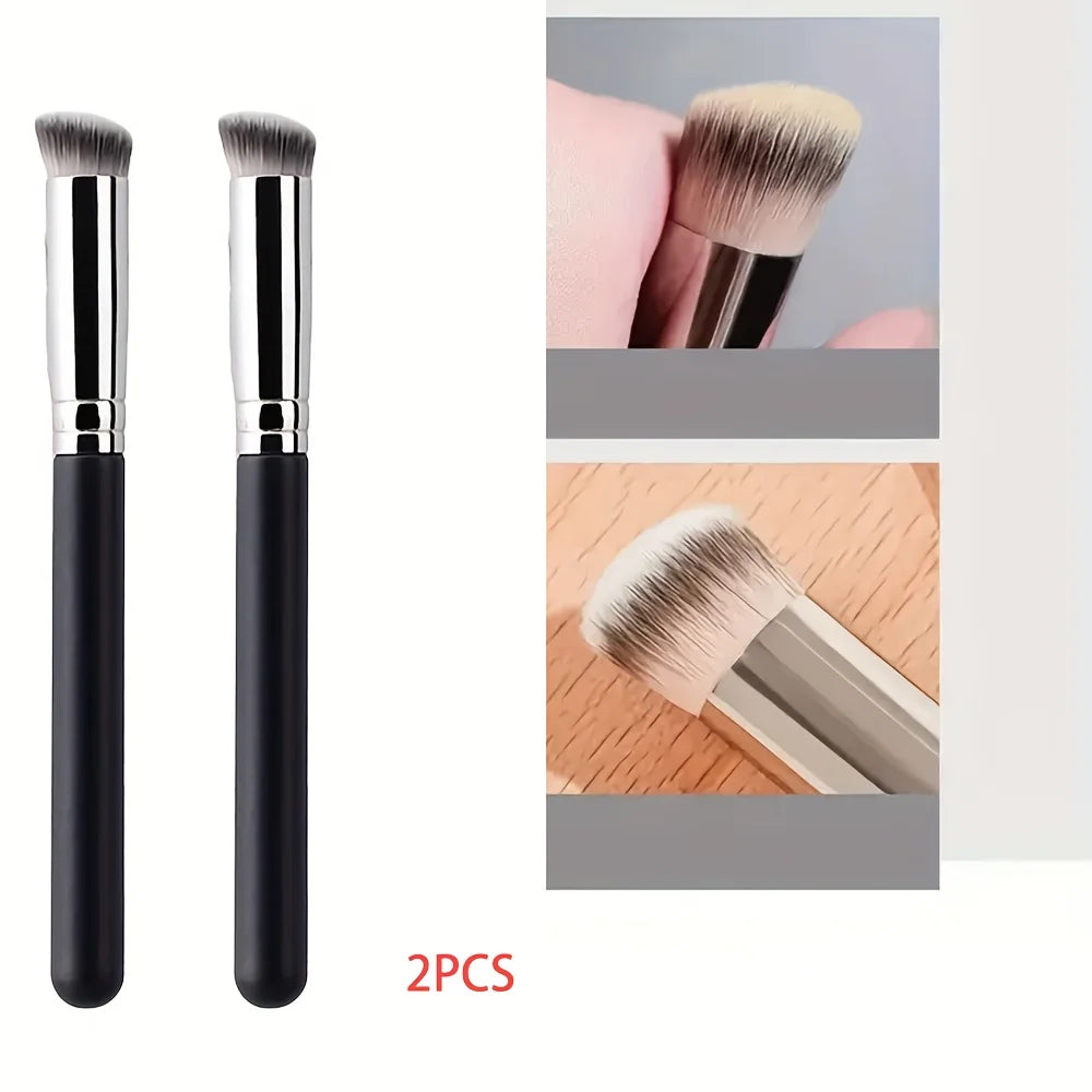 Ultra-Soft Kabuki Makeup Brush | Flawless Foundation & Contour