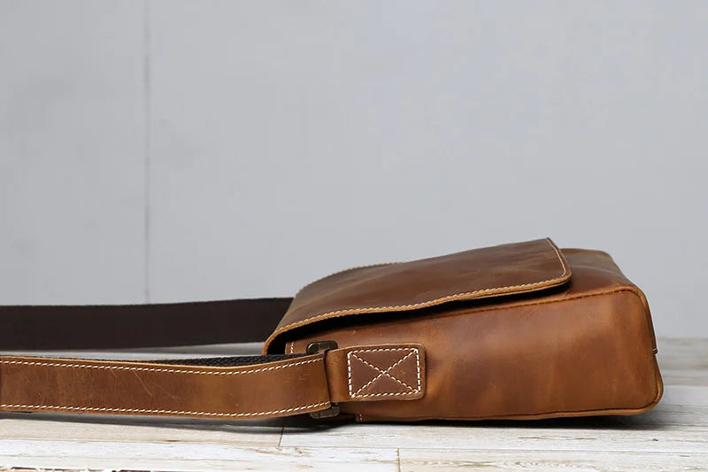 Retro Cowhide Men's Crossbody Bag | Handmade Leather Messenger
