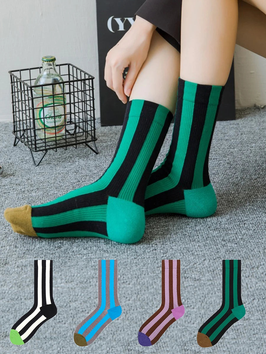 Unisex Trendy Contrast Stripes Mid Tube Socks for Every Occasion