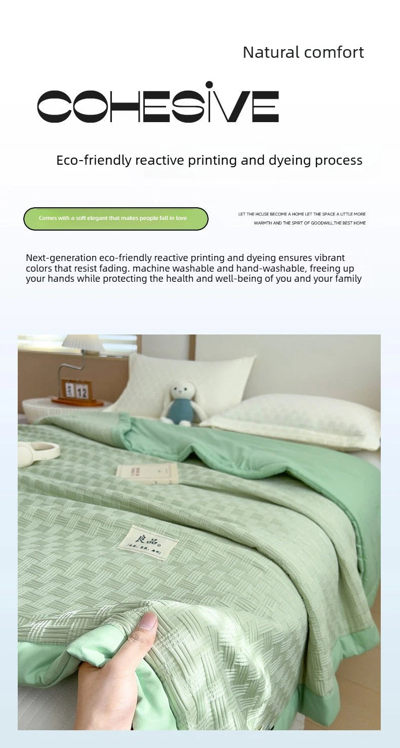 Lightweight Summer Waffle Quilt | Ideal for Home & Dorm