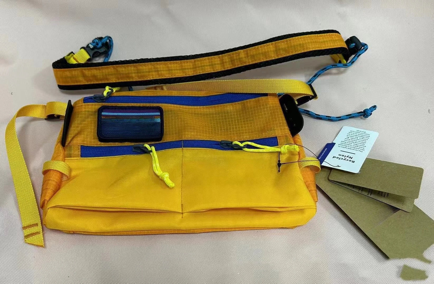 New Bata men's and women's sports envelope bag, fishing bag, versatile shoulder bag, workwear, mobile phone, small shoulder bag
