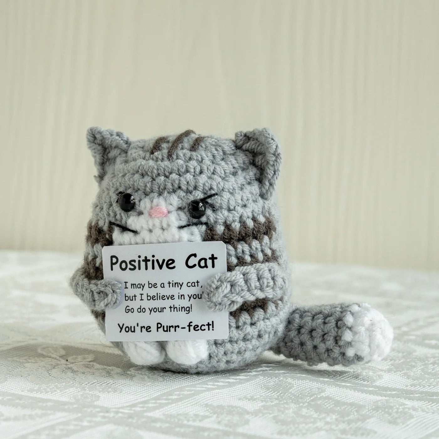 Muñeco de tiburón de ganchillo hecho a mano | Regalo de decoración del hogar con energía positiva