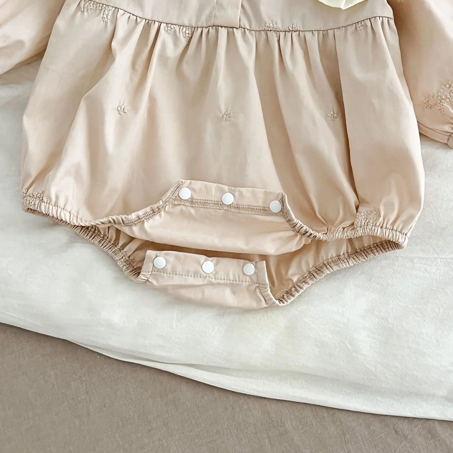 Cute Baby Girls Bow Lace Embroidery Bodysuit & Dress Set