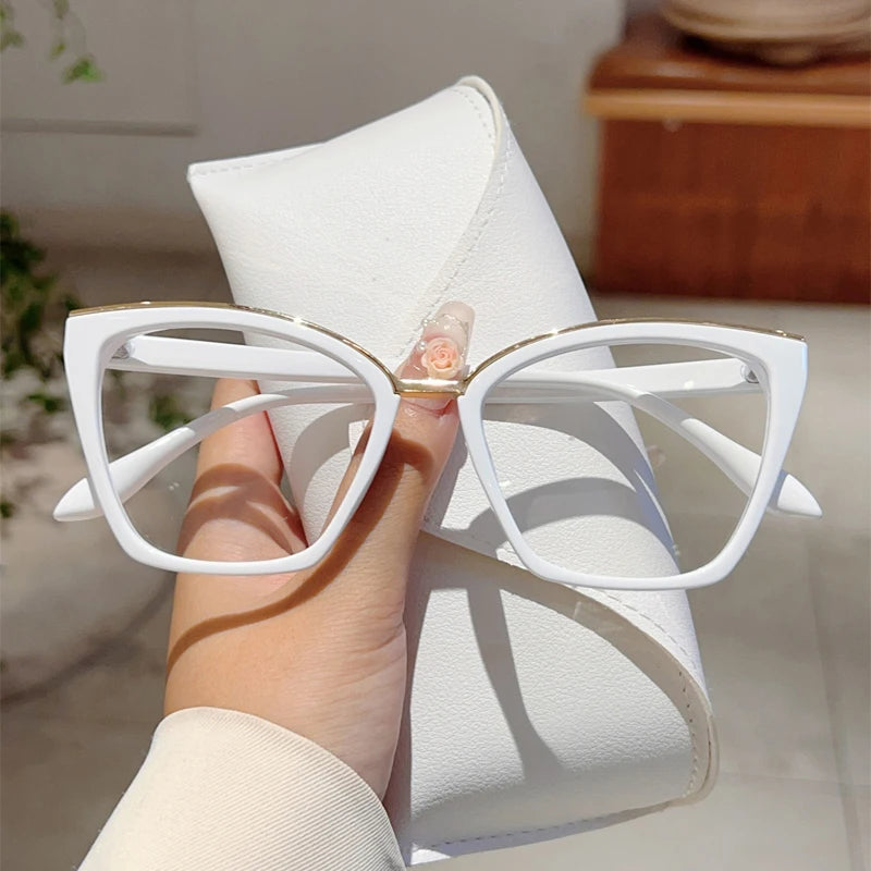 Chic Cat Eye Glasses for Women | Vintage Style Blue Light Blockers