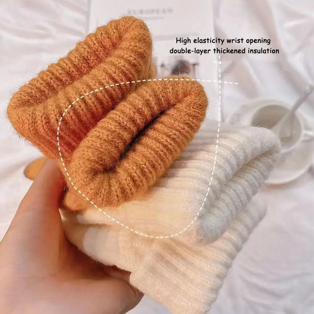 Warm Winter Touch Screen Gloves for Men & Women | Cycling & Driving