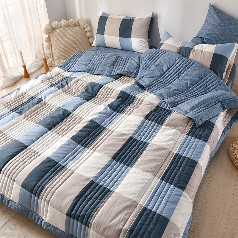 Lightweight Summer Quilt | Soft Microfiber Breathable Bedding