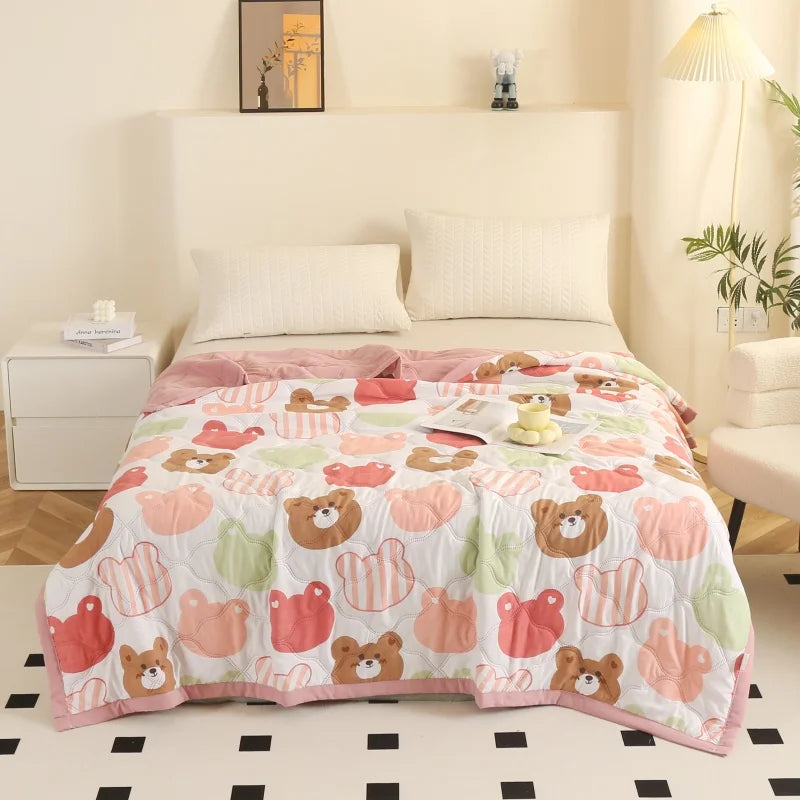 Breathable Summer Quilt - Lightweight Air Conditioned Blanket