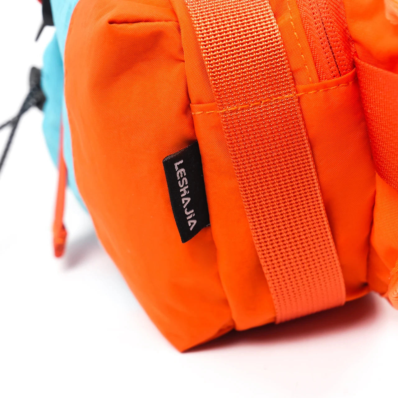 Unisex Crossbody Bag – Minimalist Design for Hiking & Climbing