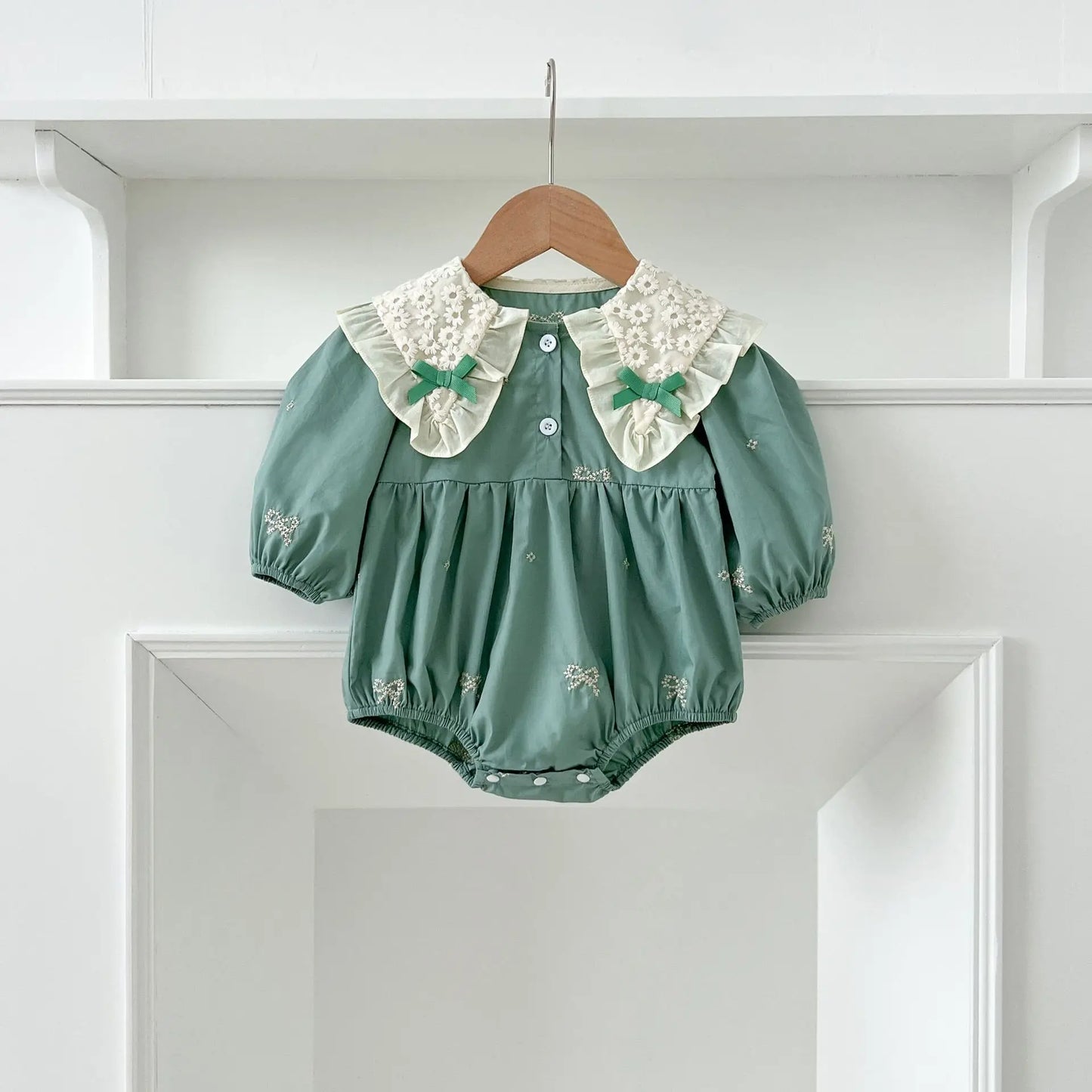 Cute Baby Girls Bow Lace Embroidery Bodysuit & Dress Set