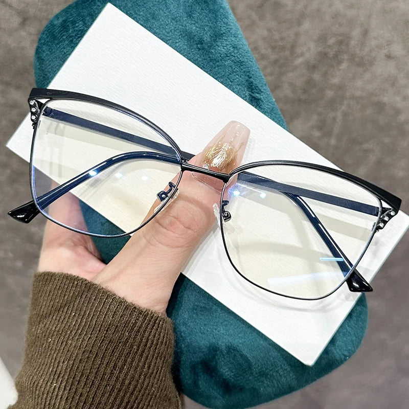 Fashionable Cat Eye Blue Light Blocking Reading Glasses for Women