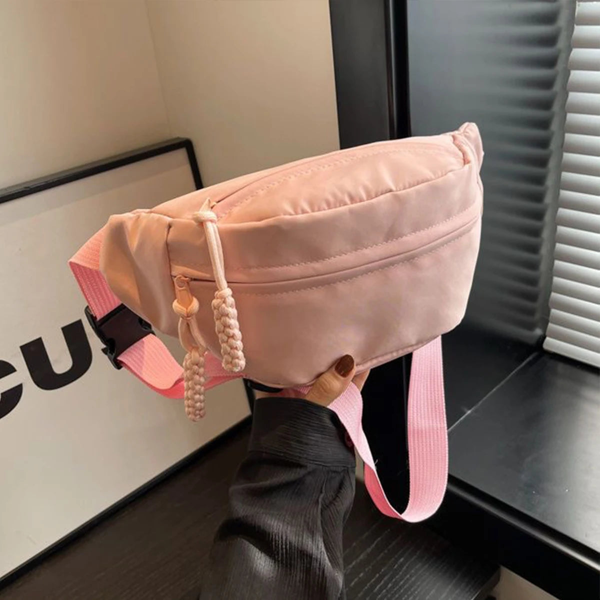 Stylish Women's Lightweight Nylon Waist Bag | Multiple Compartments