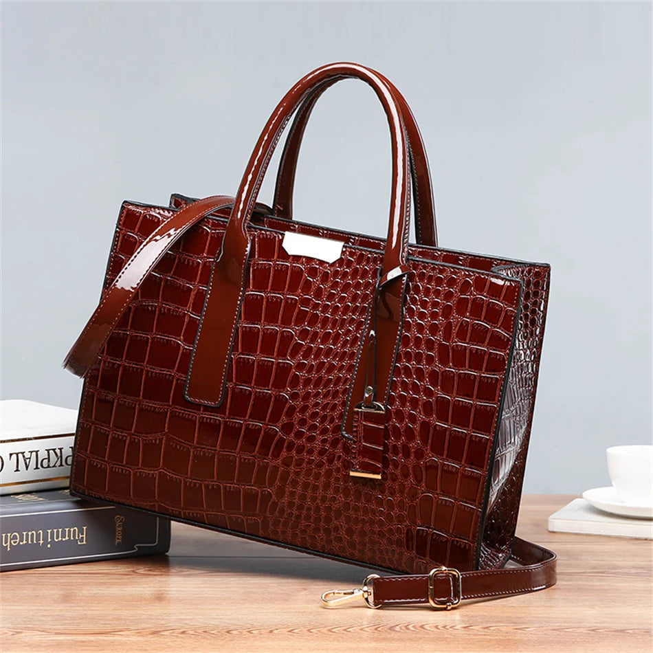 Bolso elegante de charol con cocodrilo | Bolso de lujo para mujer