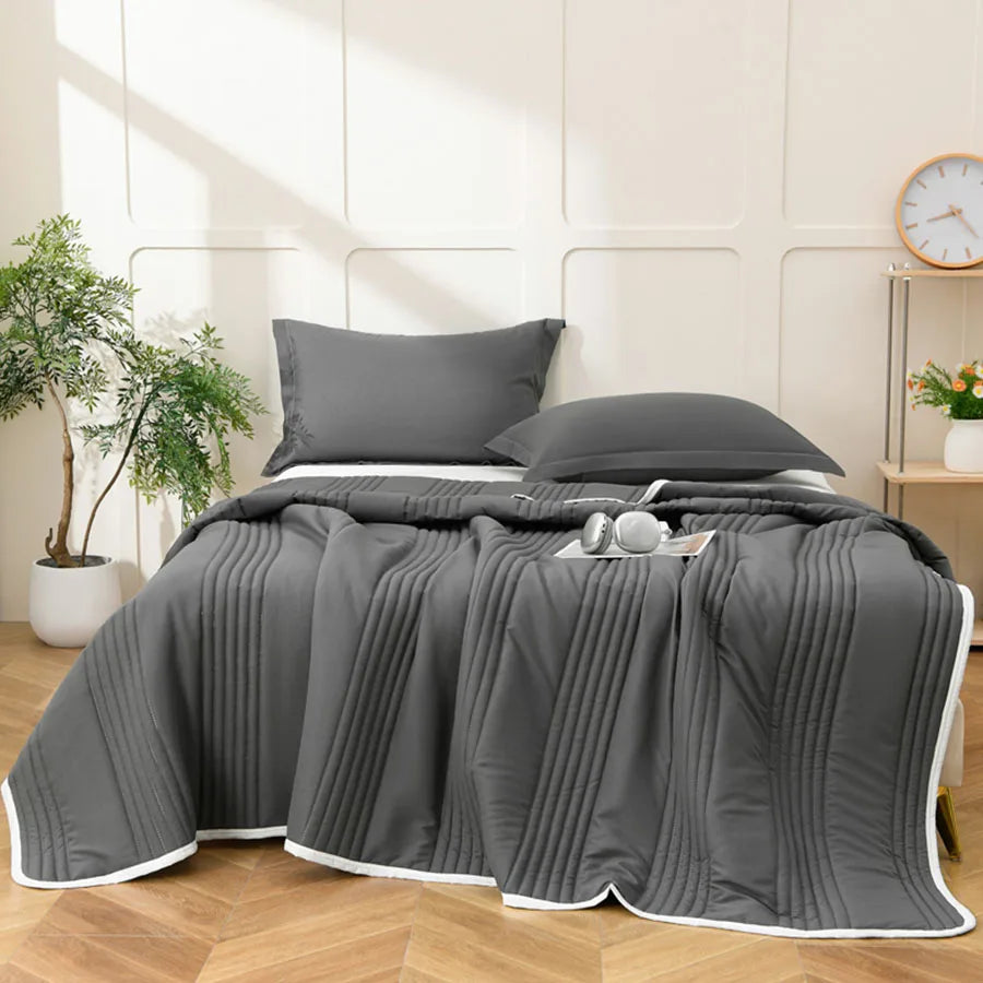 High-Quality Cool Air Blanket | Soft & Breathable Summer Quilt
