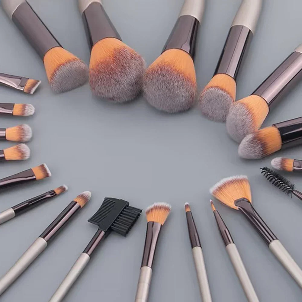 20/40PCS Pink Makeup Brush Set | Complete Soft Wool Fiber Brushes with Beauty Blender for Full Face Makeup 2026