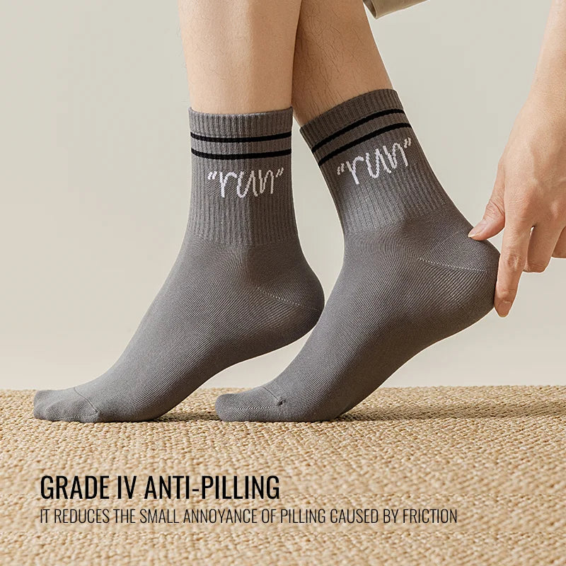 MiiOW Trendy Stripe Letter Sock Men Teen Athletic Sport Sock Moisture Wicking Anti Odor Warm Winter Crew Sock Long Staple Cotton