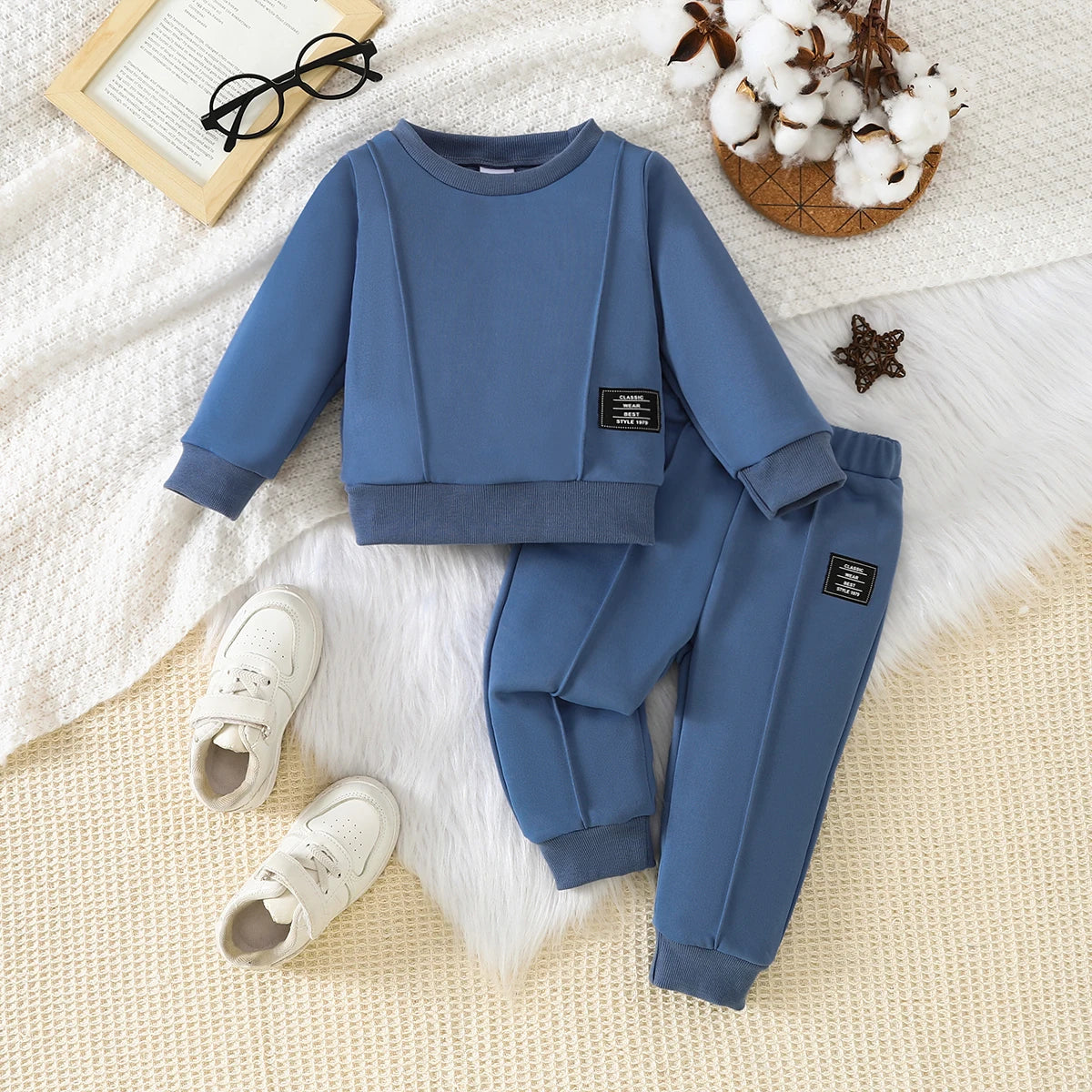 Cozy 2-Piece Long-Sleeve Sweatshirt Set for Baby Boys