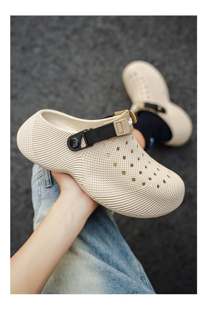 Summer new 3D grid pattern hollow breathable toe hole shoes for couples with thick soles and a poop like beach feel