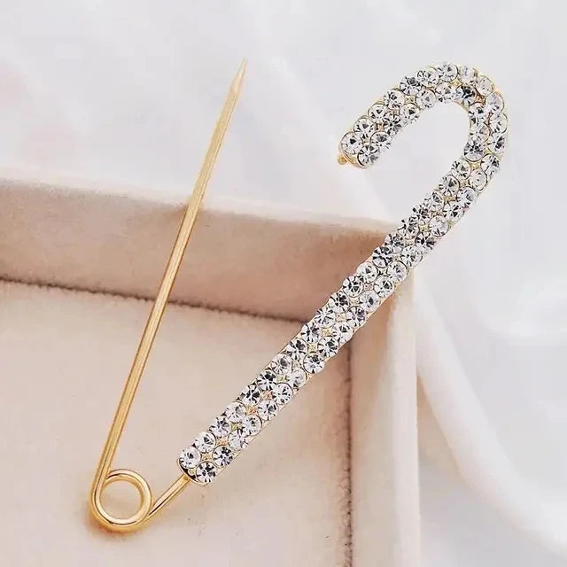 Elegant Gold Color Rhinestone Shovel Brooch for Stylish Accessory