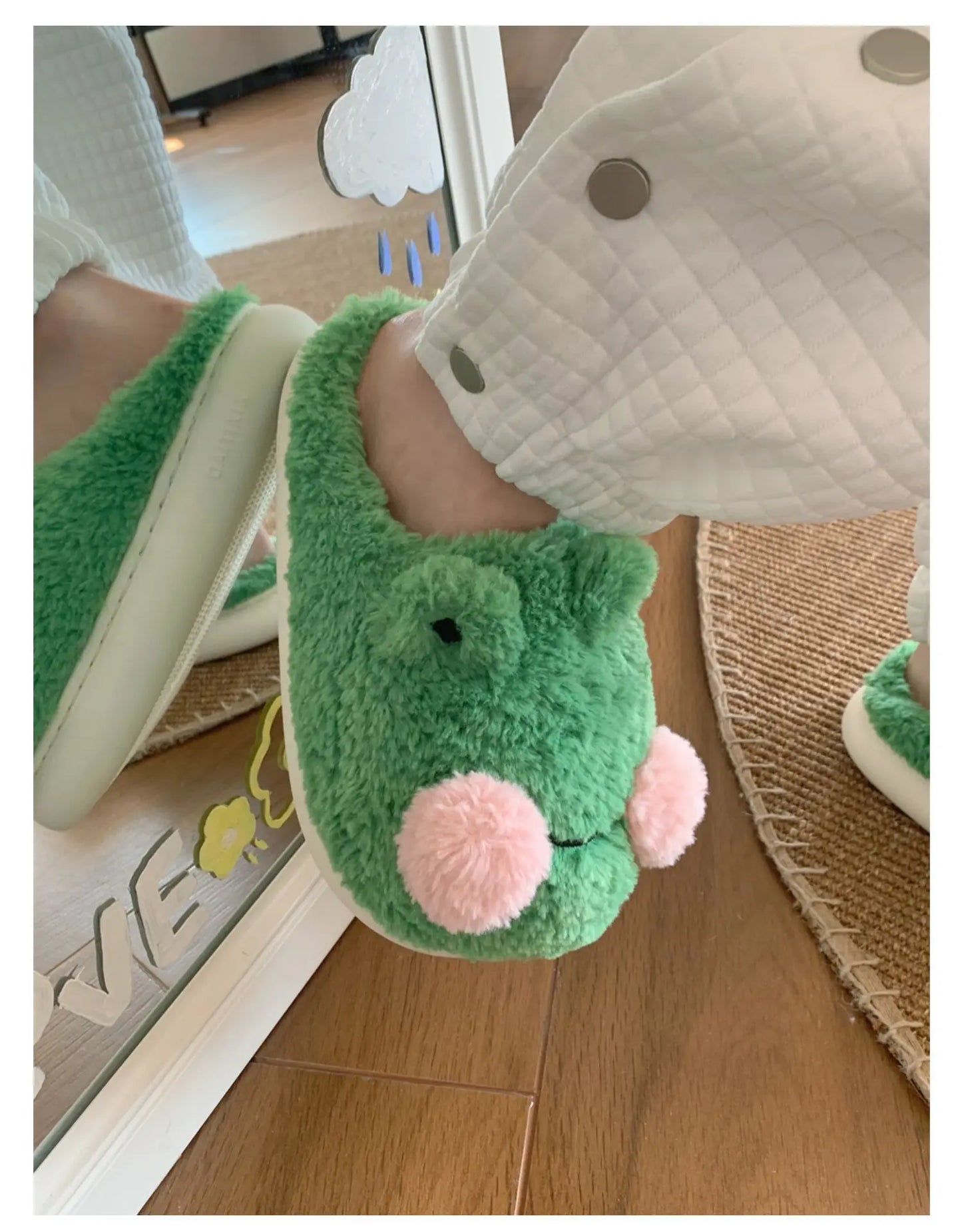 Women's Cute Green Frog Plush Slippers | Cozy Faux Fur House Shoes