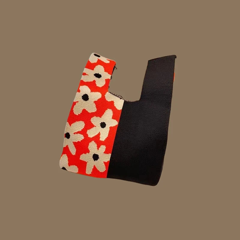 Chic Handmade Knit Mini Knot Wrist Bag for Women | Casual Tote