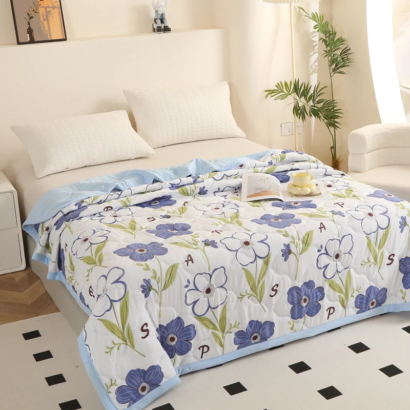 Breathable Summer Quilt - Lightweight Air Conditioned Blanket