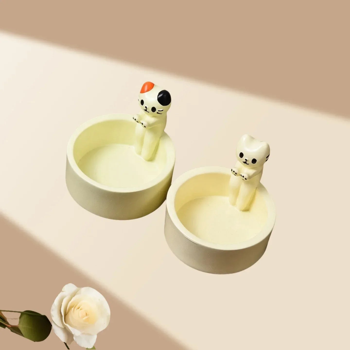 Charming Cat Candle Holder | Whimsical Aromatherapy Decor